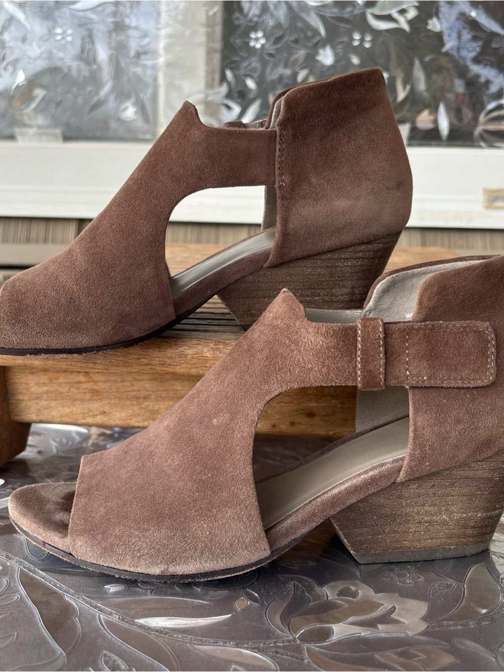 Eileen Fisher Brown Suede Open-Toe Wedge Sandals Sz 7